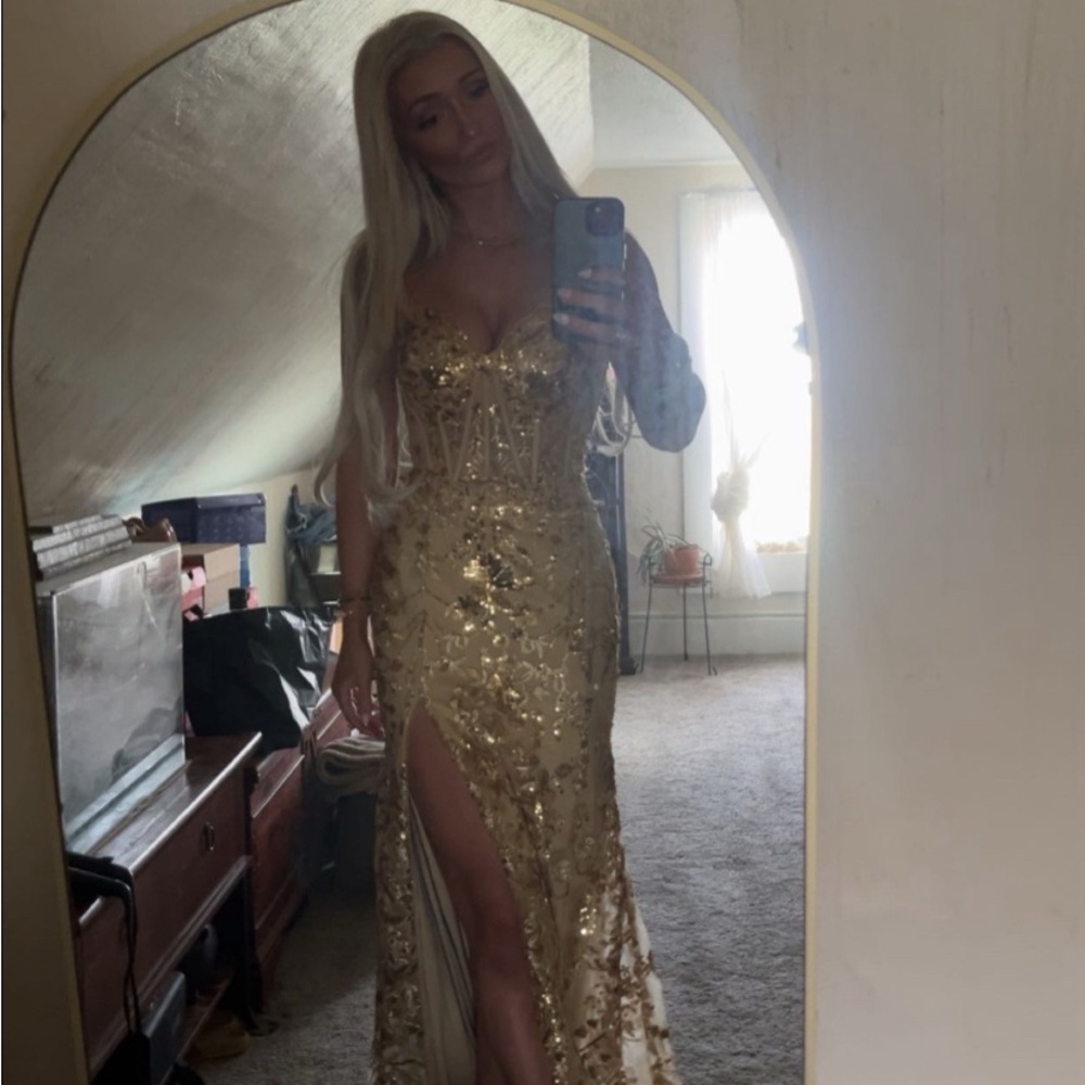 Elegant Gold Sequin Prom Gown